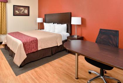 Red Roof Inn & Suites Columbus West Broad - image 13