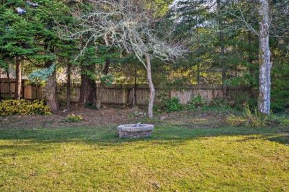 Coastal Retreat Near Redwoods and 2 Miles to Beach! - image 3