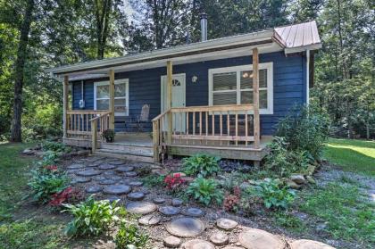 Charming Cabin by Cumberland Mtn State Park!