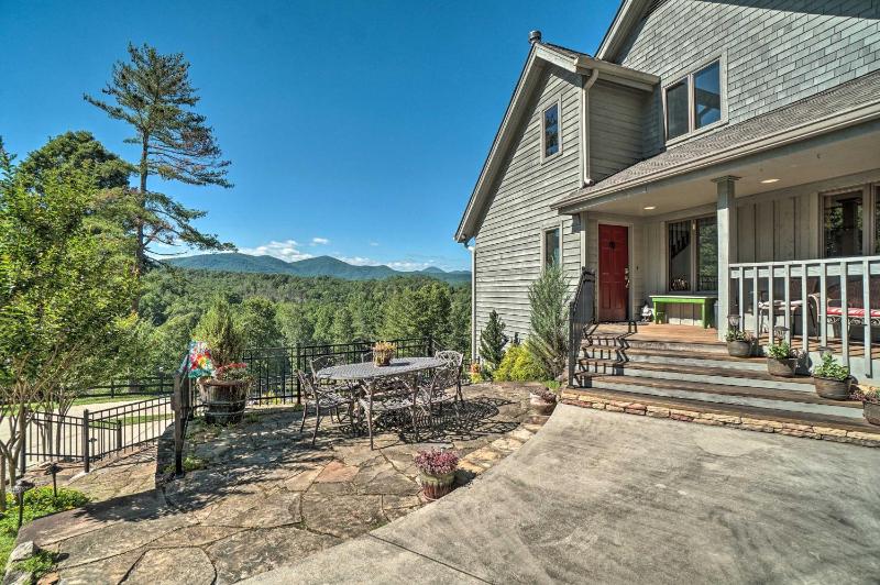 Hilltop Home with Panoramic Forest and Mountain Views! - main image