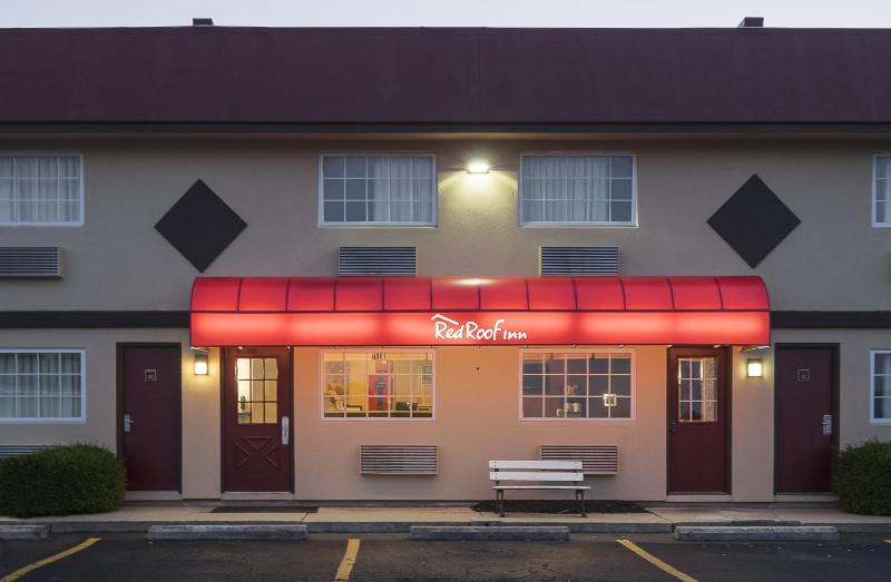 Red Roof Inn Dayton Huber Heights - image 5