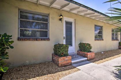 Delray Beach Home - Walk to Shops and Ocean! - image 2