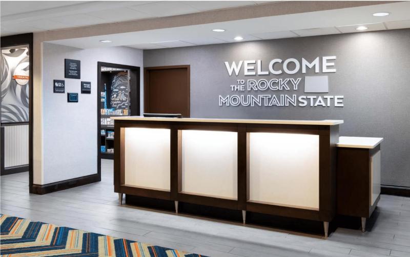 Hampton Inn Denver-International Airport - image 6