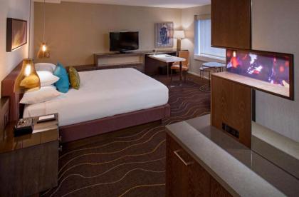 Grand Hyatt Denver - image 9