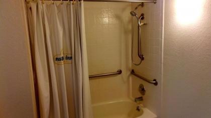 Masters Inn Atlanta Doraville - image 15