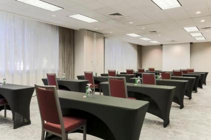 Hilton Garden Inn Raleigh-Durham/Research Triangle Park - image 10