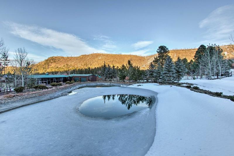 The Lodge at Snover Lodge and Stables in Greer! - image 4