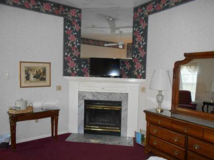 West Ridge Bed & Breakfast - image 7