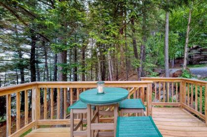 Loon Cove Cottage - image 10