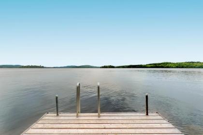 Loon Cove Cottage - image 9