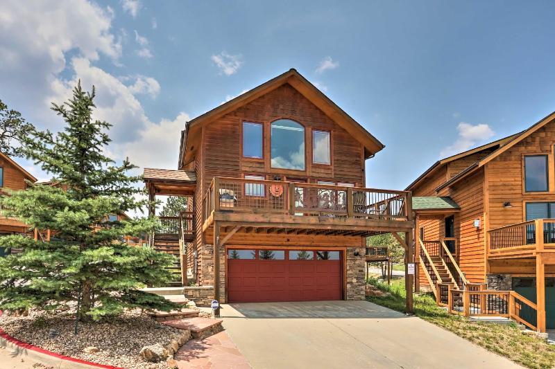 Estes Park Home with Deck and Grill - Steps from DT! - image 3