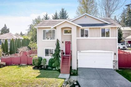 Upgraded beautiful home near Costco and Boeing!