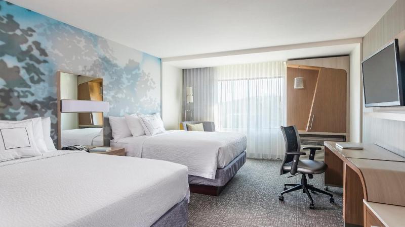 Courtyard by Marriott Fargo - image 5