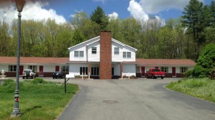 Economy Lodge 682 Main St Sturbridge