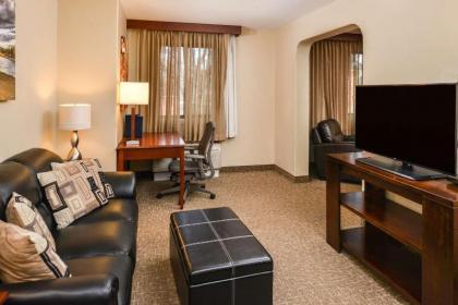 Best Western University Inn - image 8