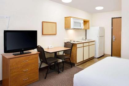 WoodSpring Suites Fort Wayne - image 10