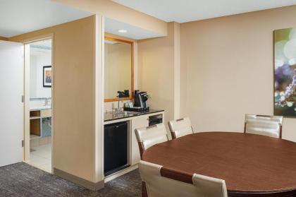 Hilton Garden Inn Fredericksburg - image 12