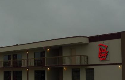 Red Roof Inn Fredericksburg South - image 3