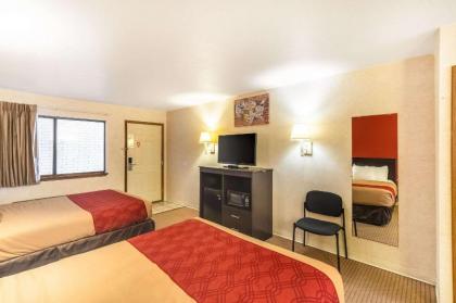 Econo Lodge Fredericksburg - image 15