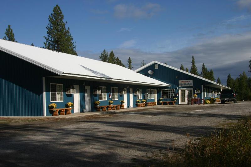 White Willow Motel - main image