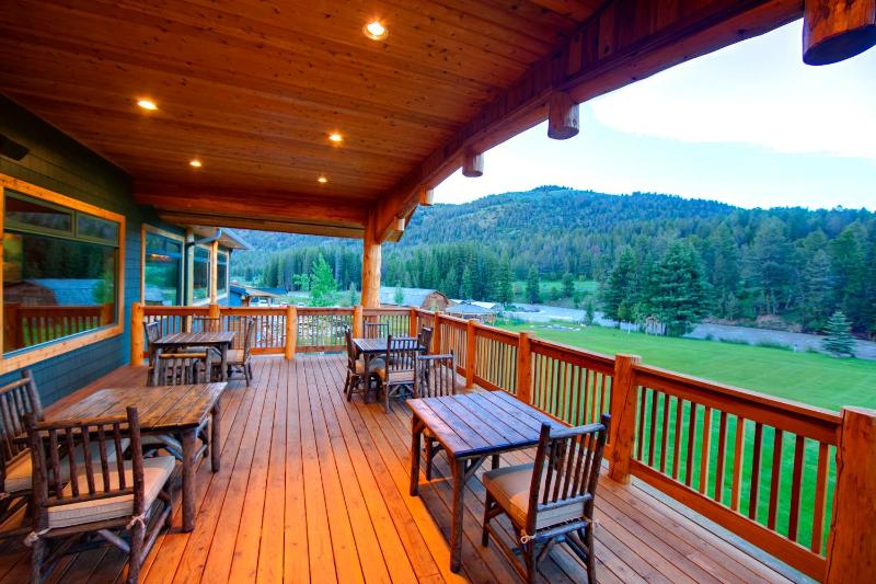 Rainbow Ranch Lodge - image 4