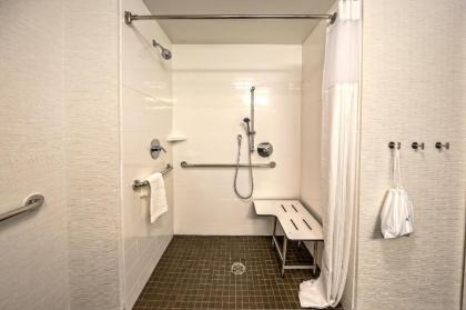 Hampton Inn & Suites Memphis Germantown - image 12