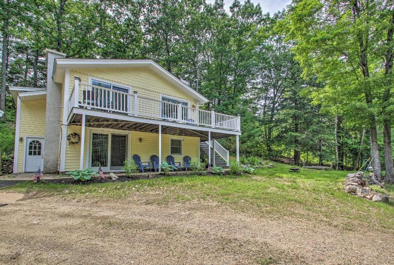 Lakes Region Home in Gilford with Yard and Grill - image 6