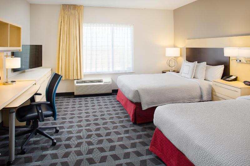 TownePlace Suites by Marriott Phoenix Goodyear - image 5