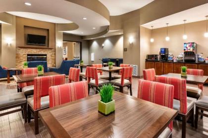 Comfort Suites Goodyear-West Phoenix - image 14