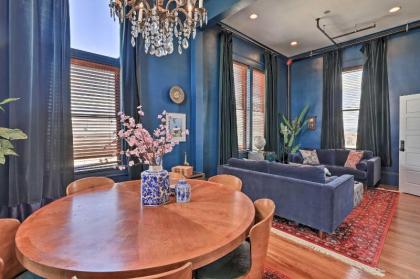 Chic Historic Granbury Apt Seen on Cash Pad! - image 9