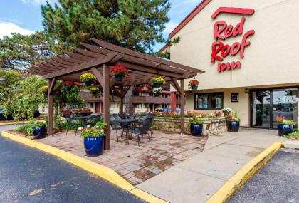 Red Roof Inn Grand Rapids Airport - image 12