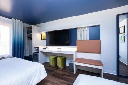 Hotel Denim - image 15