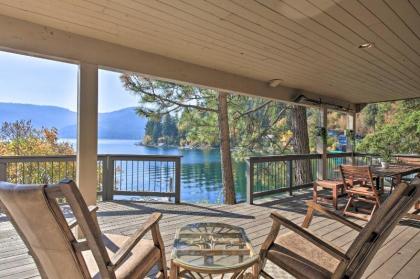 Waterfront Lake Studio with Deck and Beach Access! - image 12