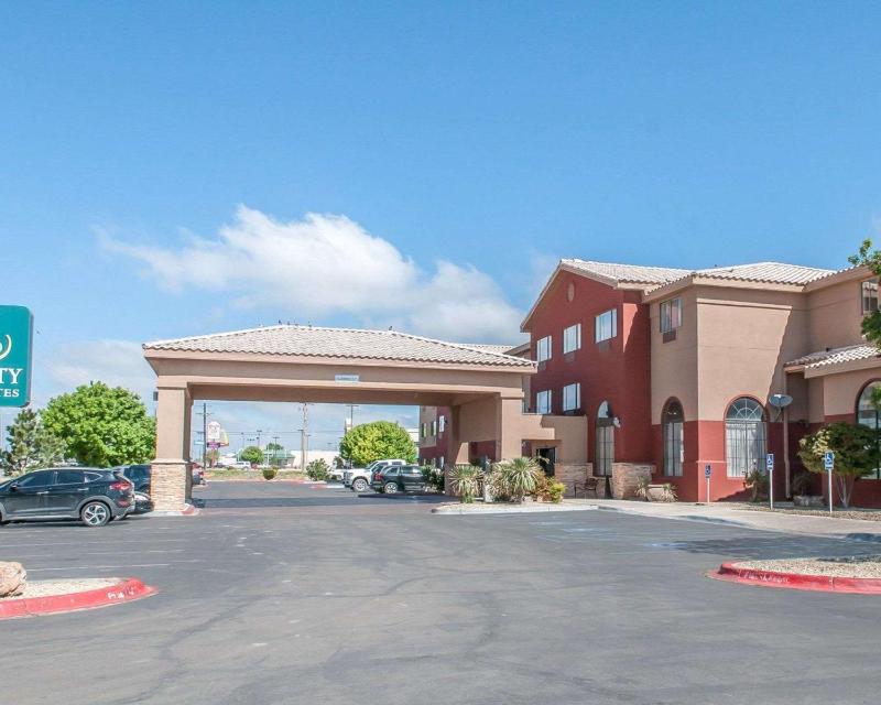 Quality Inn & Suites - main image