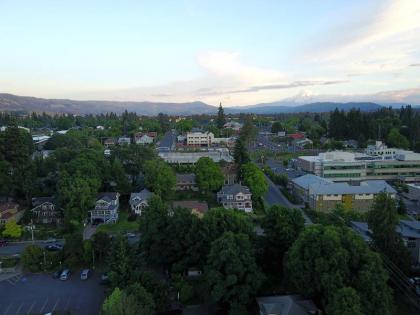 Inn at the Gorge Hood River