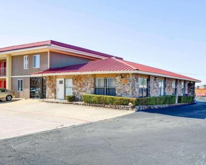 Quality Inn & Suites Hot Springs - Lake Hamilton - image 2