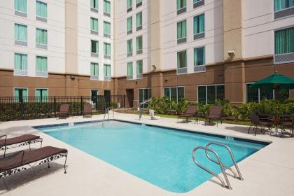 Hampton Inn Houston Near the Galleria - image 11