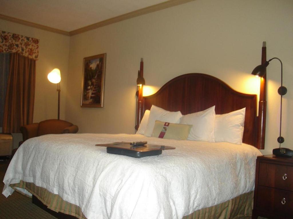 Hampton Inn & Suites Houston-Westchase - image 2