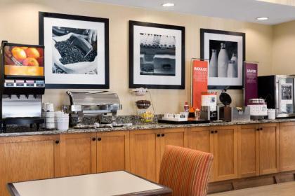 Hampton Inn Houston Willowbrook Mall - image 12