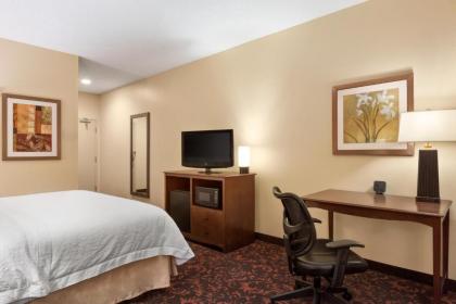 Hampton Inn Houston Willowbrook Mall - image 19