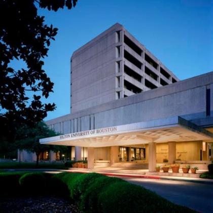 Hilton University of Houston - image 13