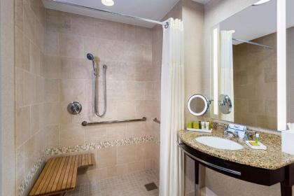 Hilton Americas - Houston - image 7