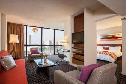 Hotel Derek Houston Galleria - image 16