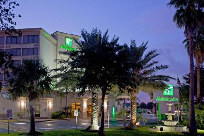 Holiday Inn Houston Hobby Airport an IHG Hotel - image 1