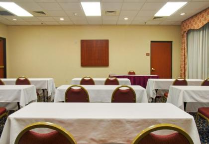 Holiday Inn Express & Suites Houston - Memorial Park Area an IHG Hotel - image 2