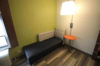 Holiday Inn Express & Suites Houston - Memorial Park Area an IHG Hotel - image 3