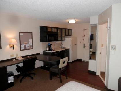 Sonesta Simply Suites Houston – NASA Clear Lake - image 19