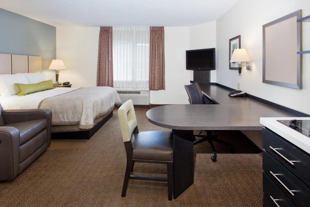 Sonesta Simply Suites Houston City Centre - image 6