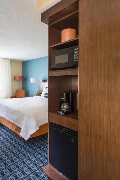 Fairfield Inn & Suites Houston Westchase - image 6