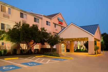 Fairfield Inn & Suites by Marriott Houston Energy Corridor/Katy Freeway - image 1